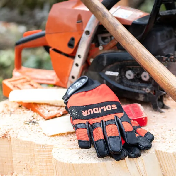 Gants forestiers